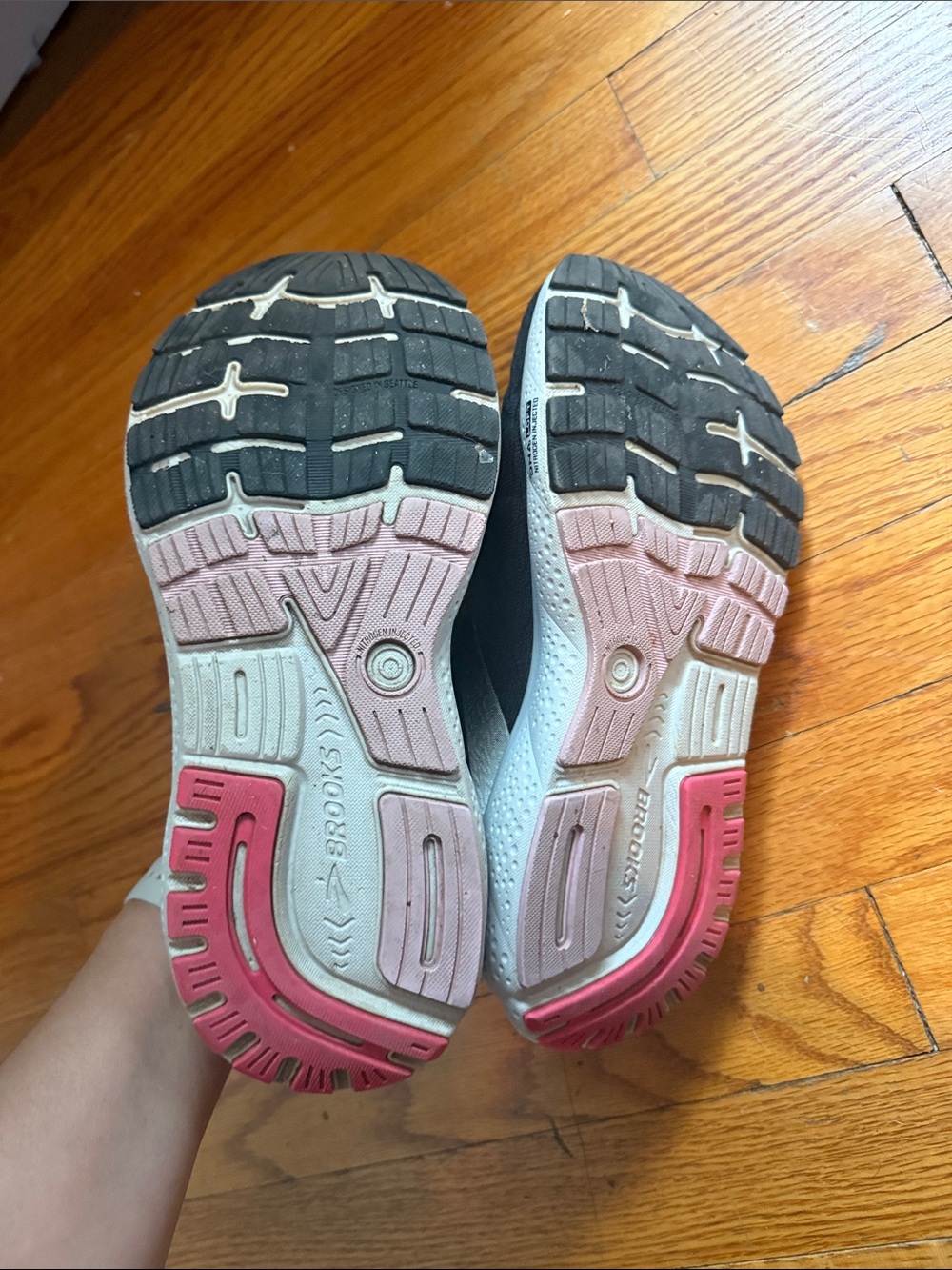Brooks Ghost 16 (Women's) Black/Ebony/Raspberry sz 8.5 - Picture 7 of 8